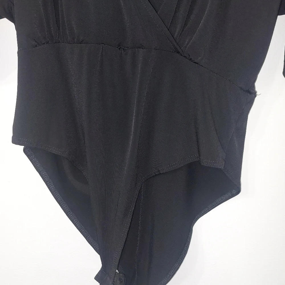 Charlotte Russe Black Bodysuite Size: M